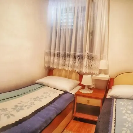 Taji Apartment Nin